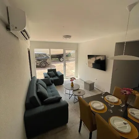 Karla * تروغير