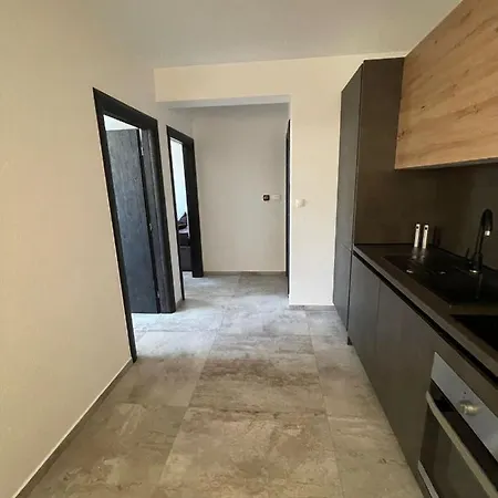 Karla Apartment *