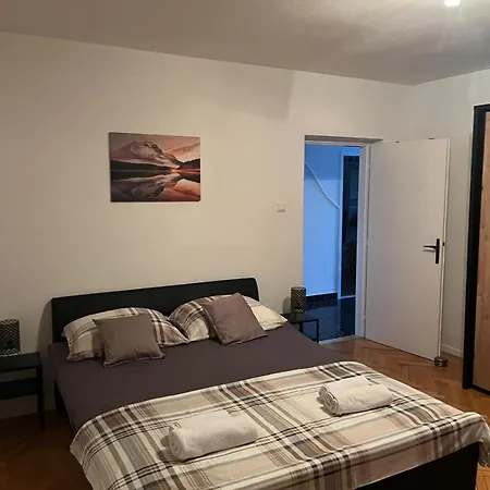 Karla * تروغير